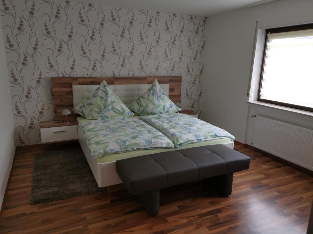 Ferienwohnung Moselblick 布鲁蒂凡科 外观 照片