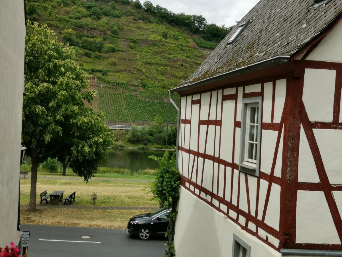 Ferienwohnung Moselblick 布鲁蒂凡科 外观 照片